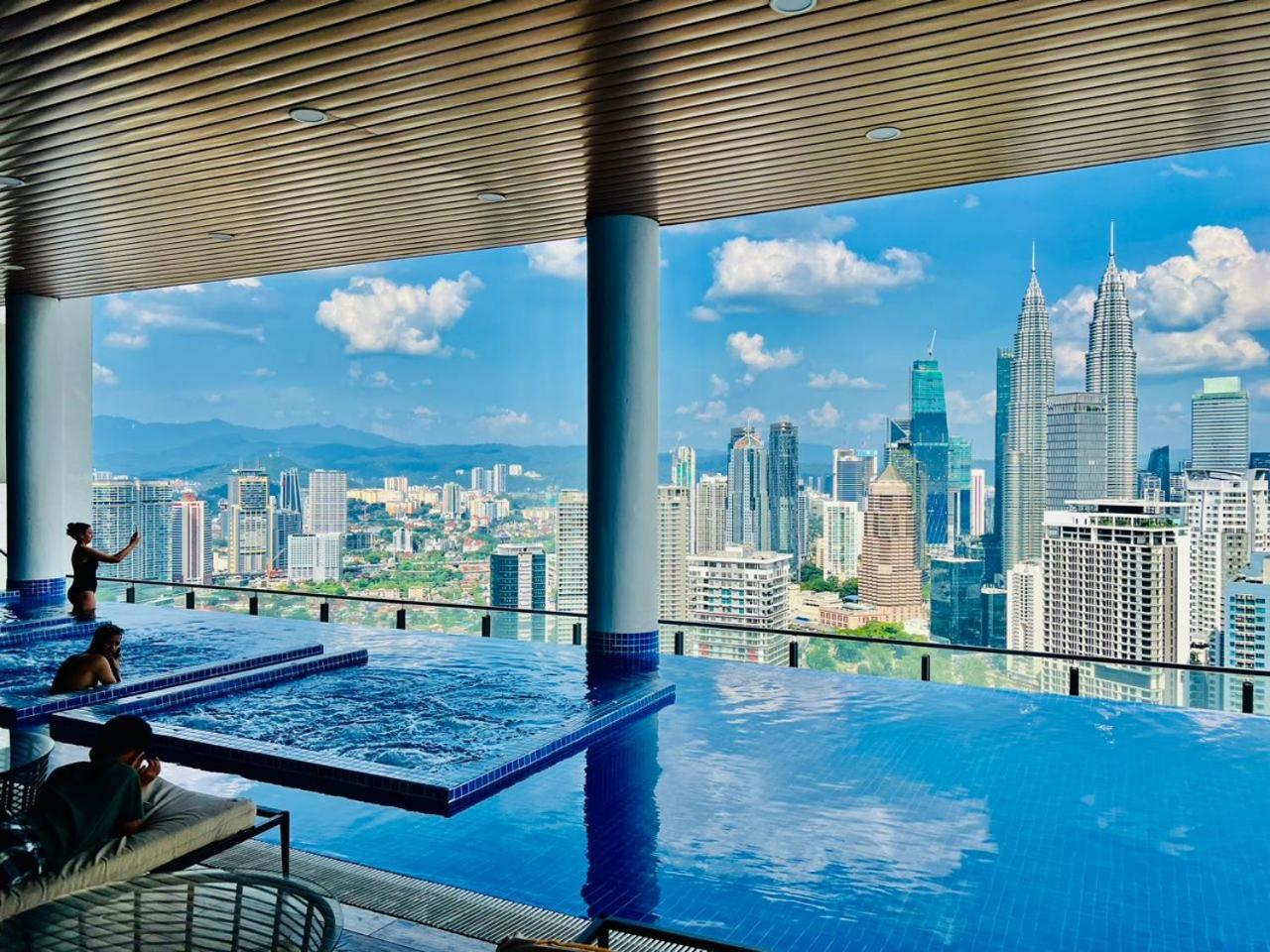 The Colony Klcc View By Nzv Lägenhet Kuala Lumpur Exteriör bild