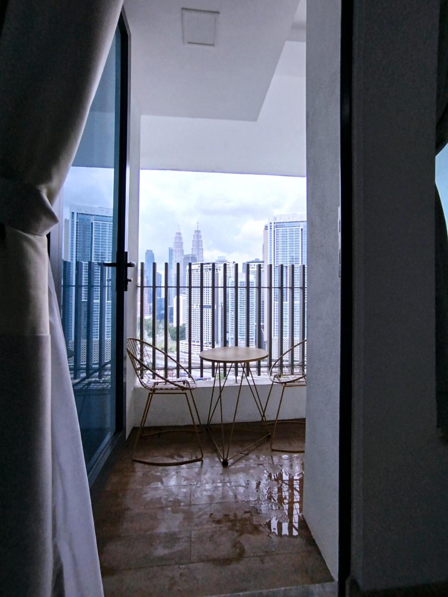 The Colony Klcc View By Nzv Lägenhet Kuala Lumpur Exteriör bild